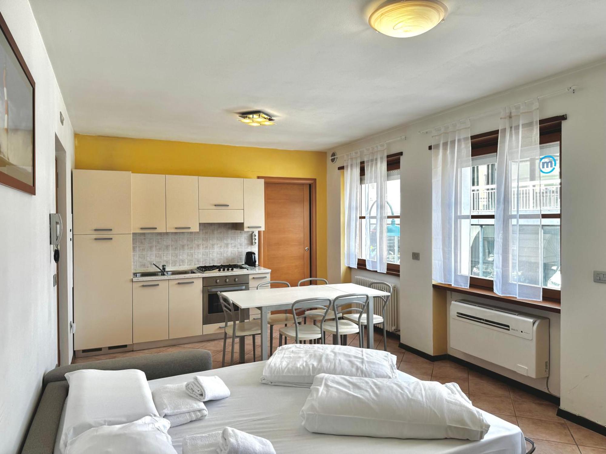 Sweet Spot Aparthotel Riva del Garda Exterior photo