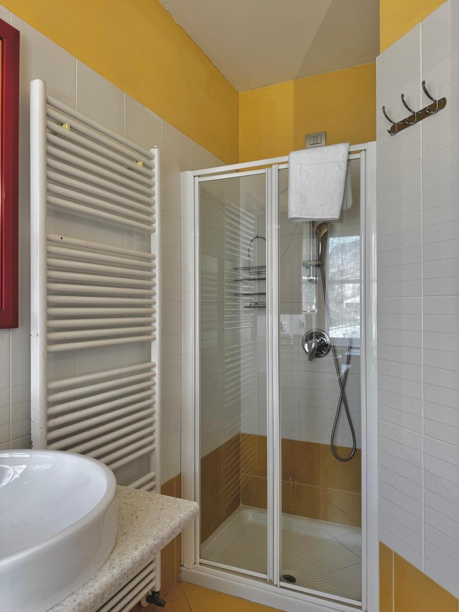 Sweet Spot Aparthotel Riva del Garda Exterior photo
